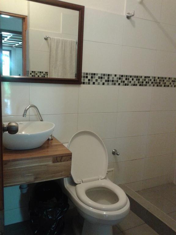 La Pinta Boogaloo Hostel Cali Ngoại thất bức ảnh